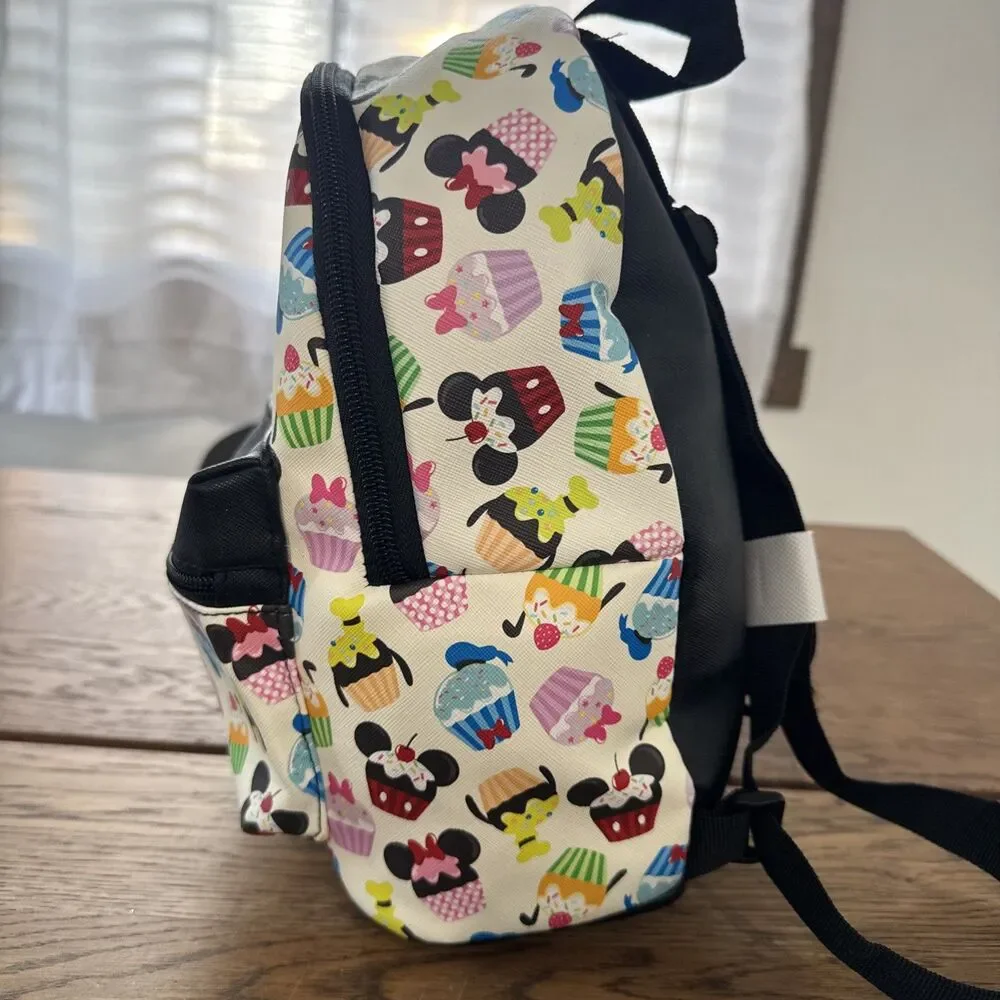 DISNEY'S MICKEY MOUSE & FRIENDS CUPCAKE PRINT BACKPACK NEW